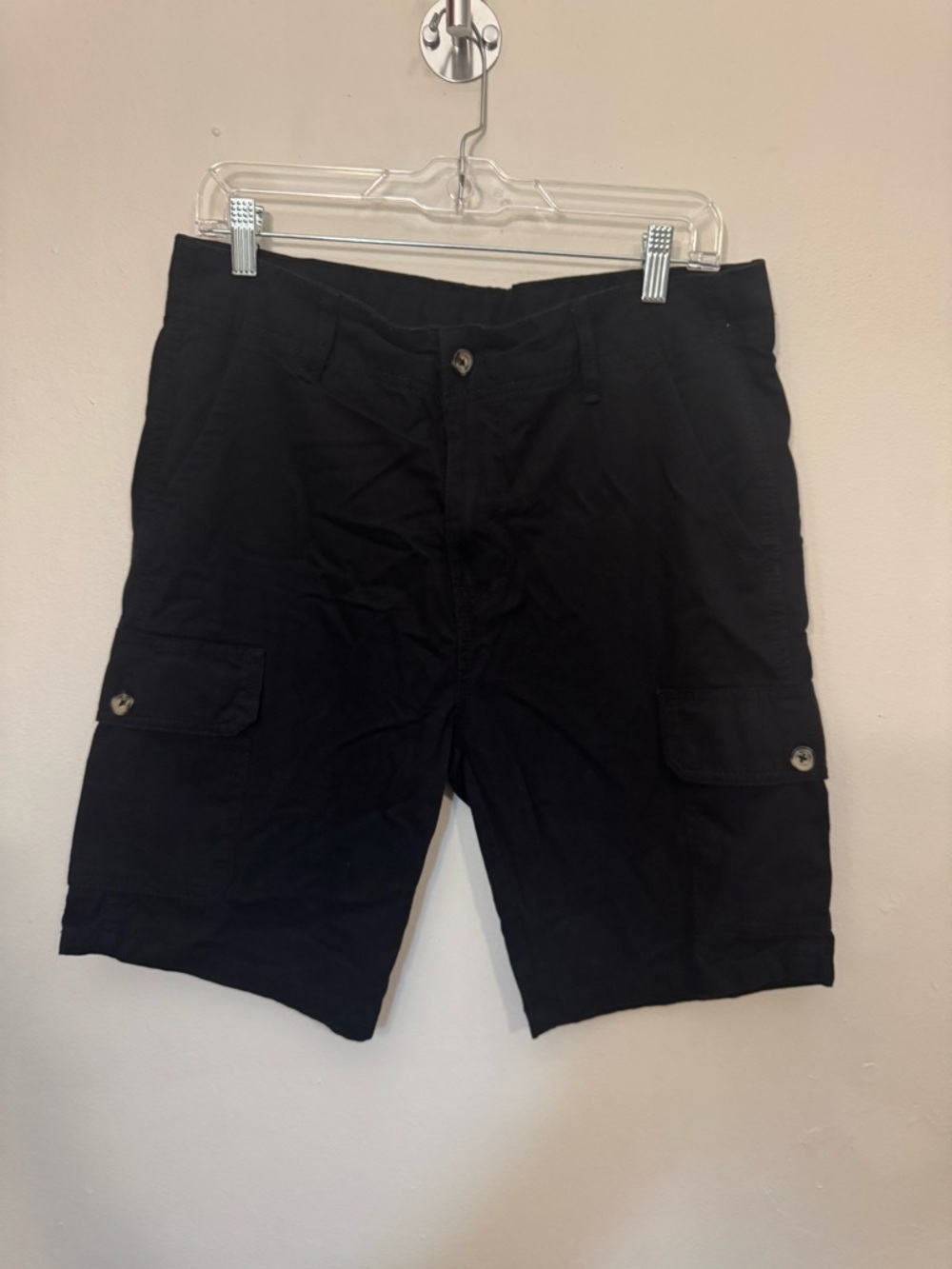Classic Black Men's Cargo Shorts with Button-Flap Pockets